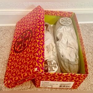 Tory Burch Light Gray/Silver Reva-Flannel Flats